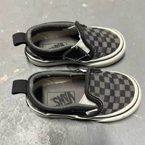 Toddler grey & black checkered vans size 6